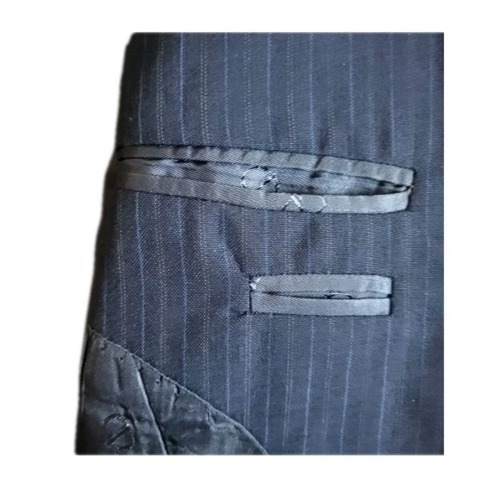 Vintage Christian Dior Woolf Brothers Navy Pinstripe Suit 42R 36x31 Wool 2 buttn